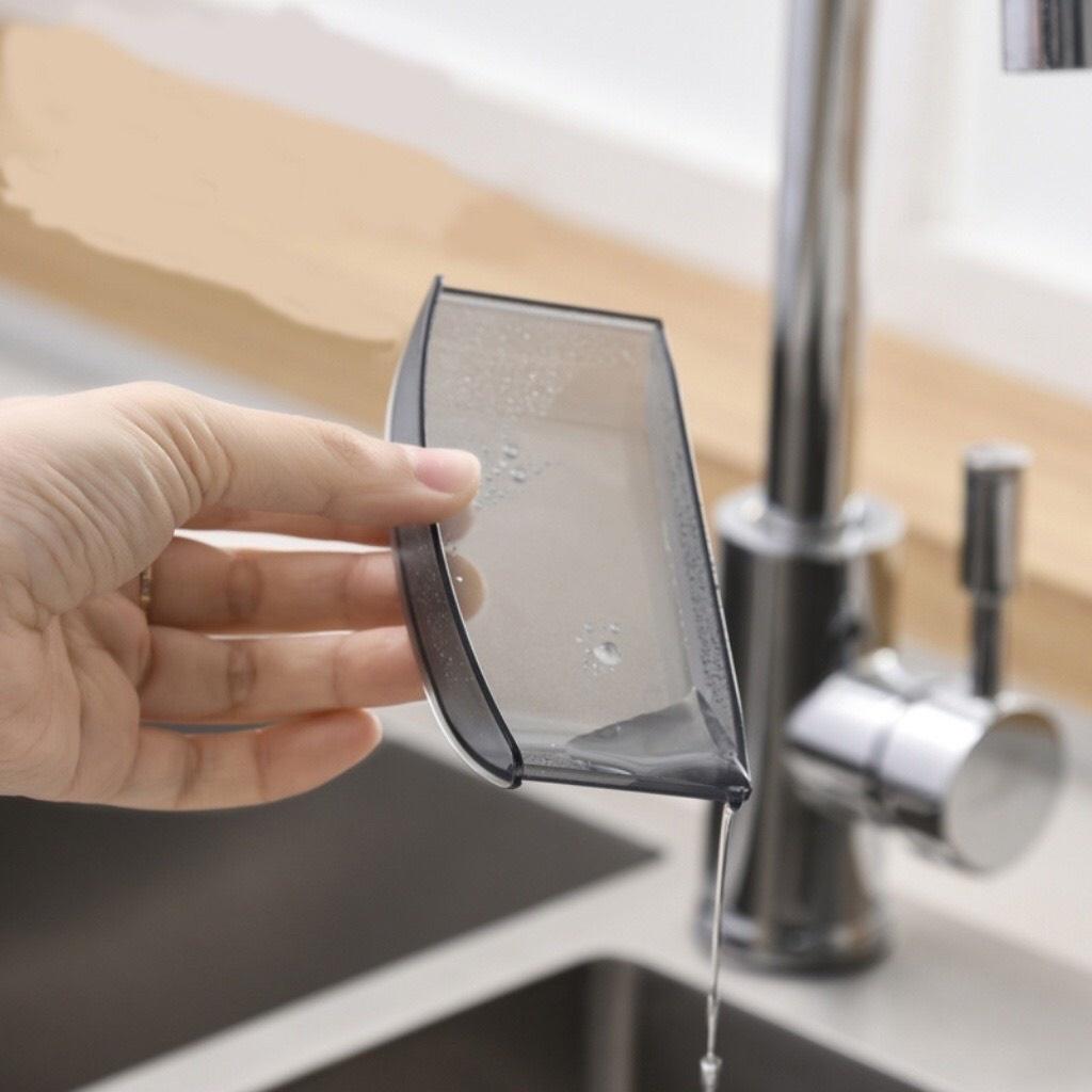 Ống đũa treo tường đựng đũa thìa dán tường xoay 360 độ có khay thoát nước, dụng cụ phòng bếp siêu tiện lợi