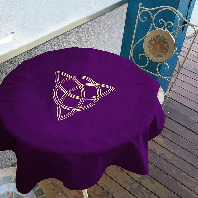 Khăn Trải Bài Tarot Triquetra Wicaa Velvet Tarot Cloth Cao Cấp