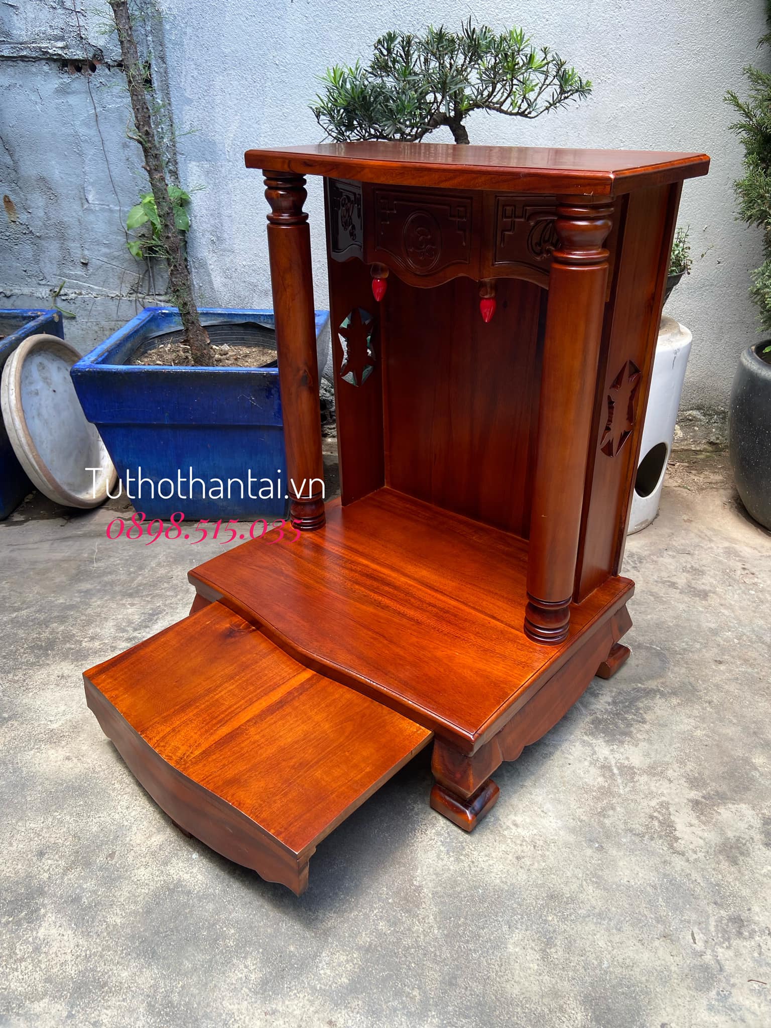 Bàn thờ thần tài gỗ Tràm cột Tròn trơn 60 X 81CM