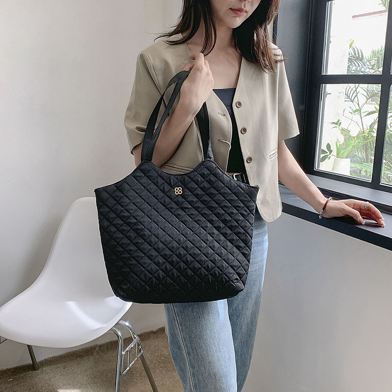 Túi xách  to công sở đi làm  dung tích lớn cho nữ ,  túi đeo vai,  túi đeo chéo nữ phong cách hiện đại trẻ trung