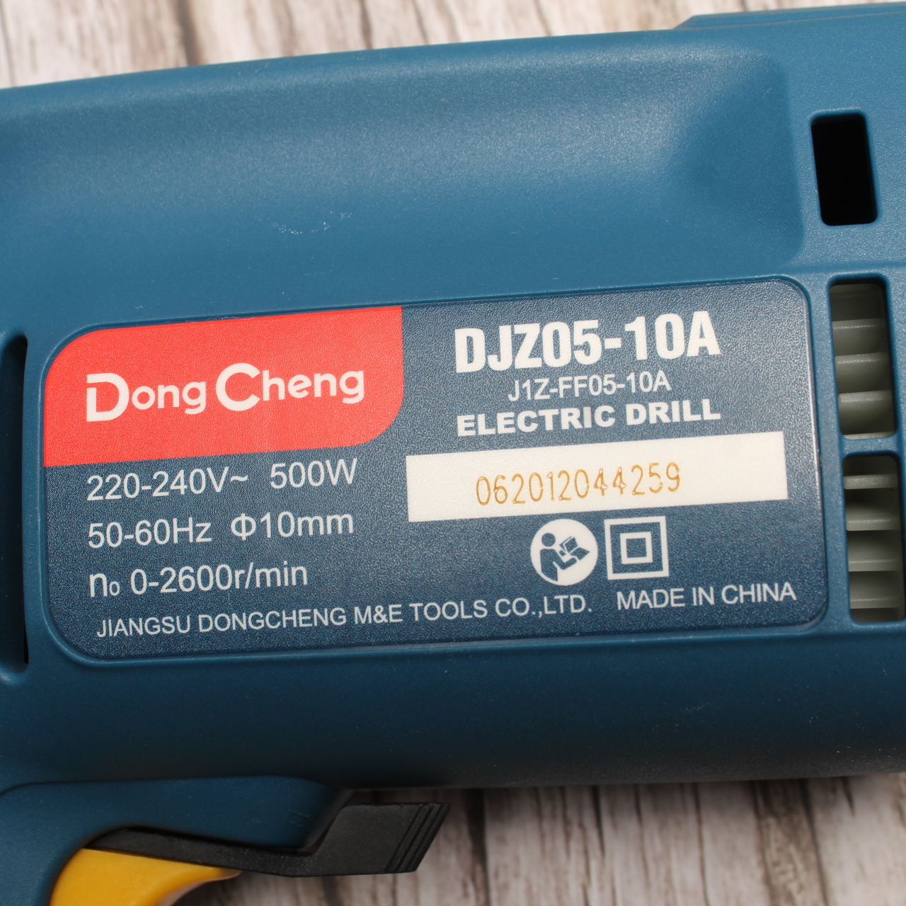Máy khoan Dongcheng DJZ05-10A