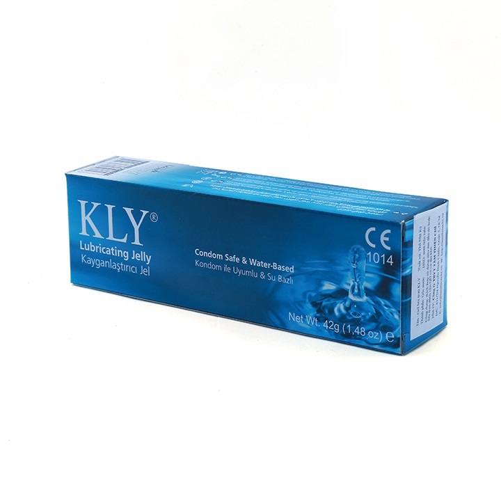 Gel bôi trơn gốc nước KLY tuýp 42 gram và 1 hộp bao cao su Tâm Thiện Chí Three In Love hộp 3 chiếc