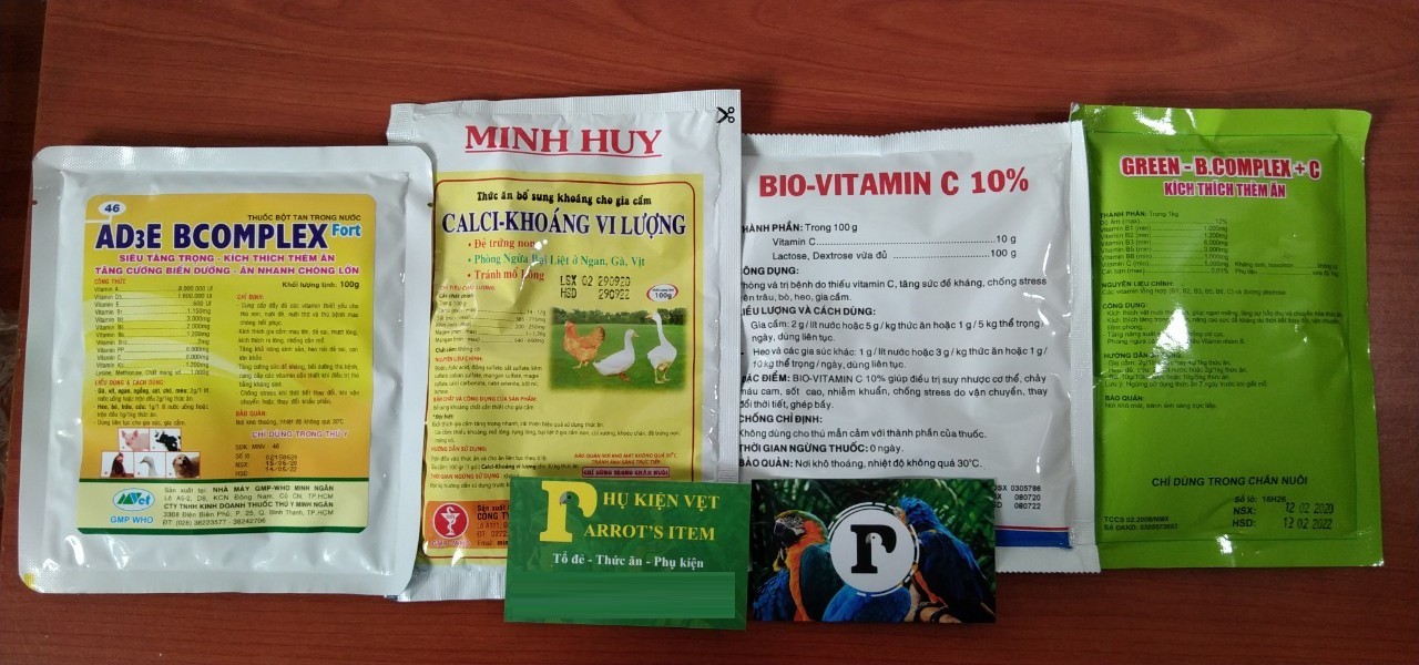 COMBO 4 VITAMIN RẤT CẦN THIẾT CHO YẾN PHỤNG VÀ CÁC DÒNG VẸT (ADB3E 100g + bCOMPLEX C + KHOÁNG MINHHUY+ VITAMIN C)