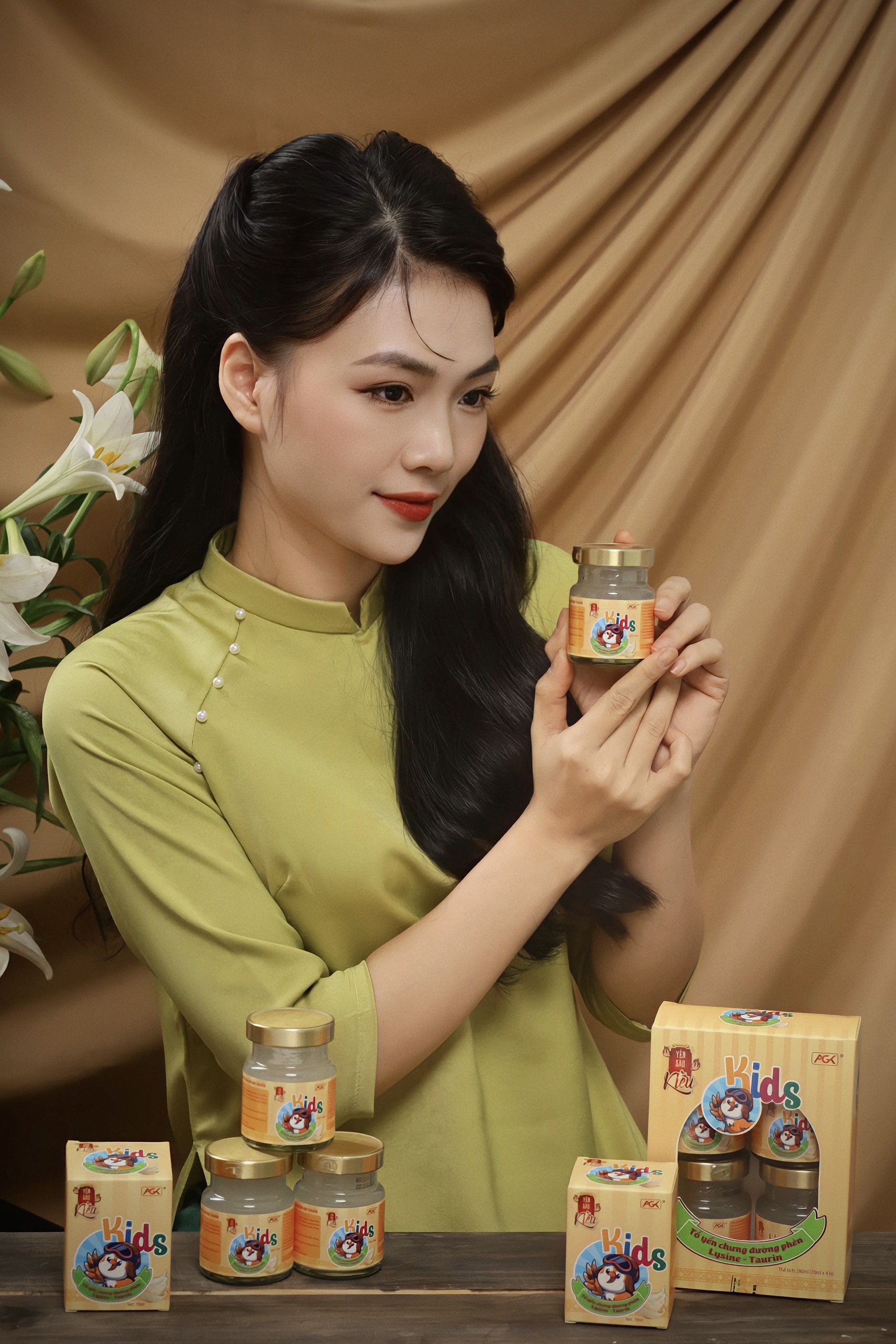 Yến Kiều Kids - Combo mua 5 hộp tặng 1 hộp cùng loại - Yến sào chưng sẵn cho trẻ nhỏ - Thành phần yến 30% - Hỗ trợ tăng cường sức khỏe