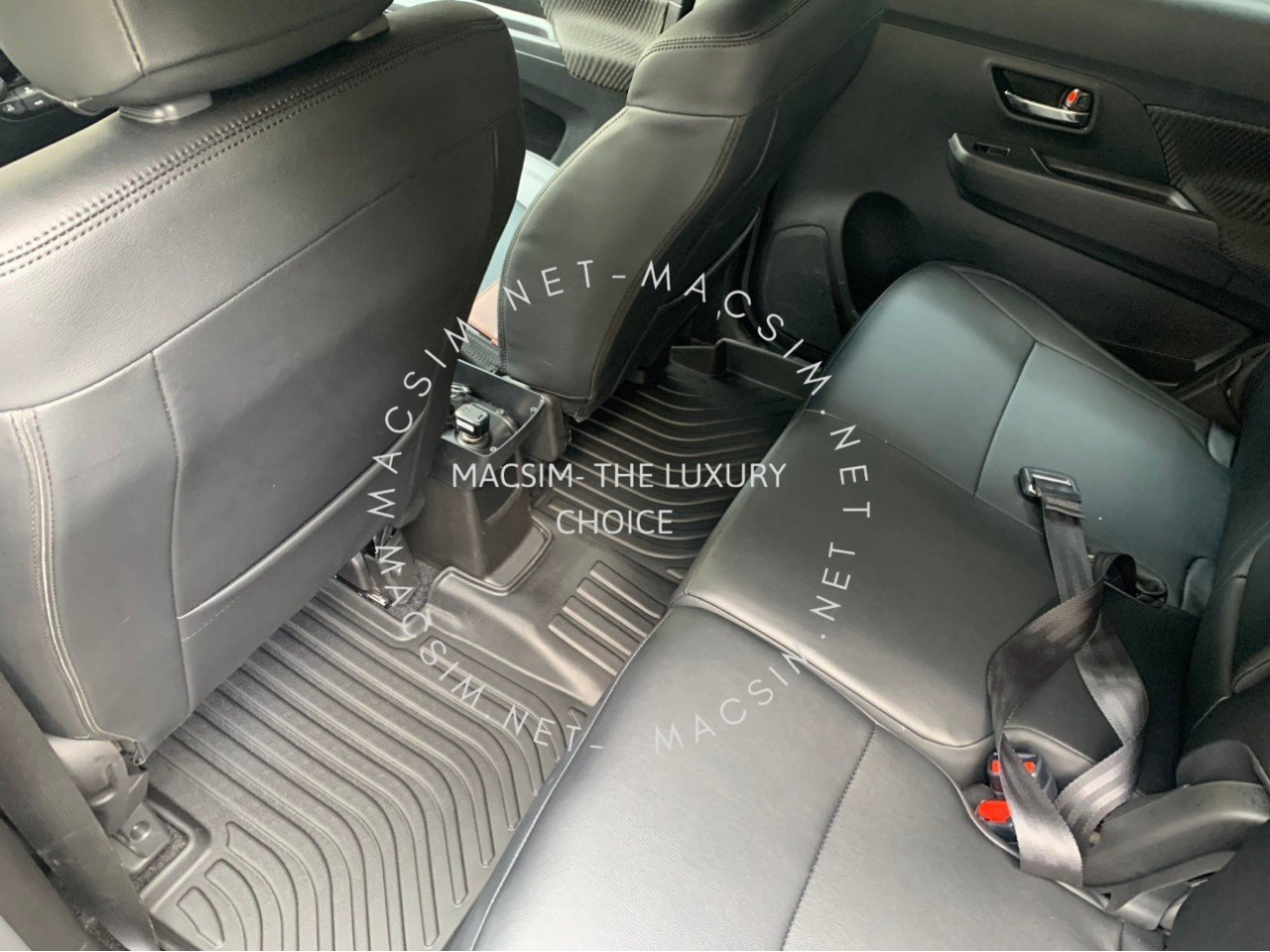Hàng loại 2 Thảm lót sàn xe ô tô Suzuki XL7/ Suzuki Ertigar  Nhãn hiệu Macsim chất liệu nhựa TPE