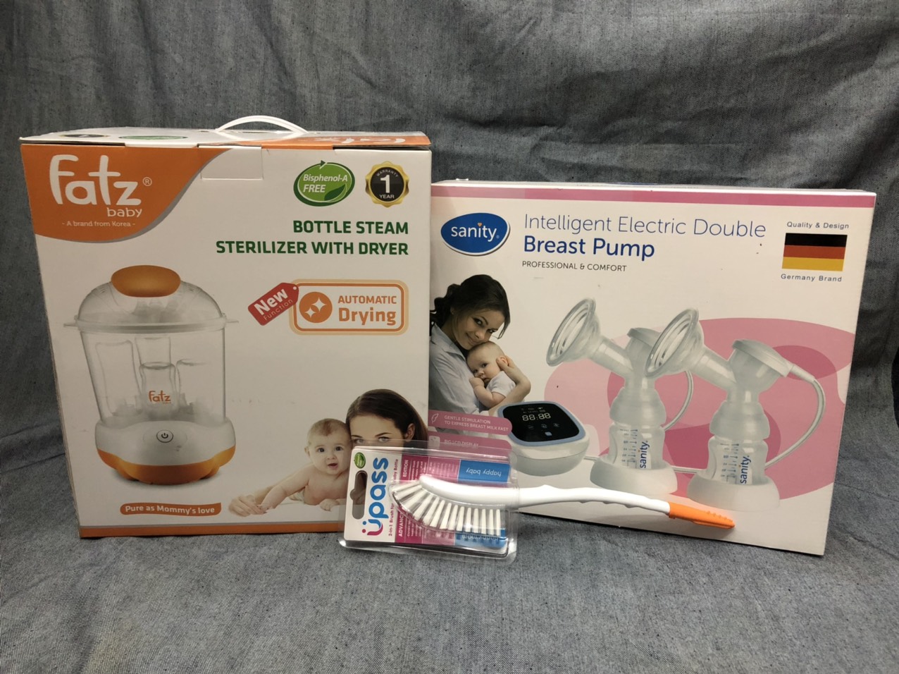 combo máy hút sữa  điện đôisanity+máy tiệt trùng sấy khô fatzbaby Fb4906sl tặng kèm chổi cọ upass UP7806F