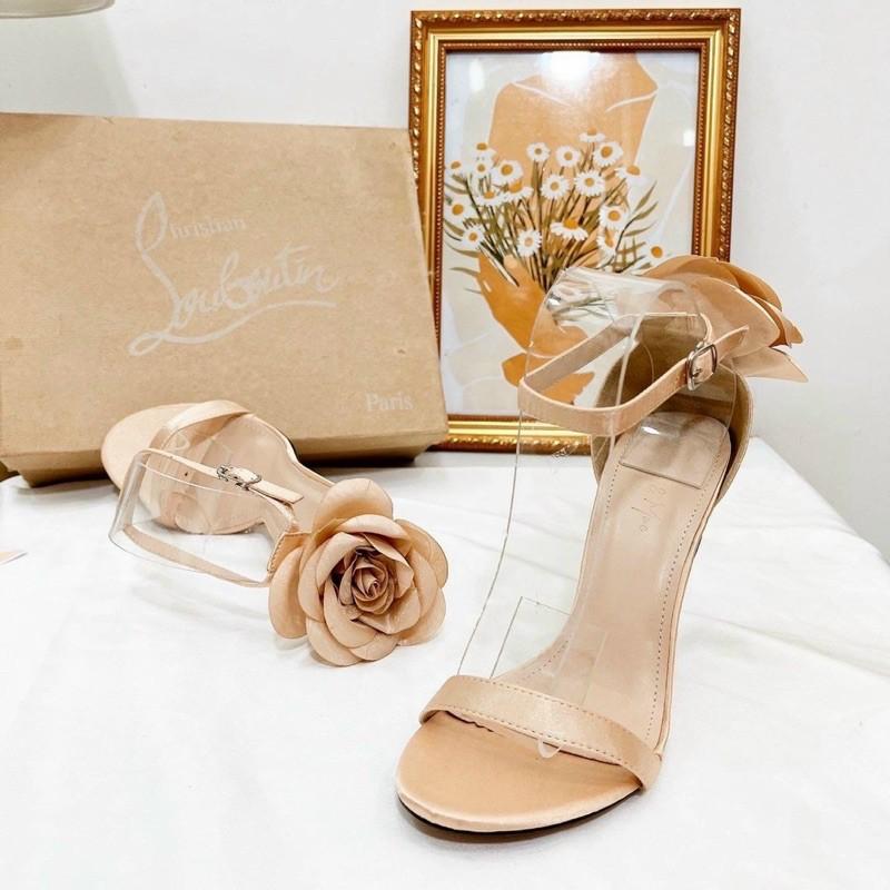 GIÀY SANDAL HOA TRÀ HẬU GÓT NHỌN 9 PHÂN