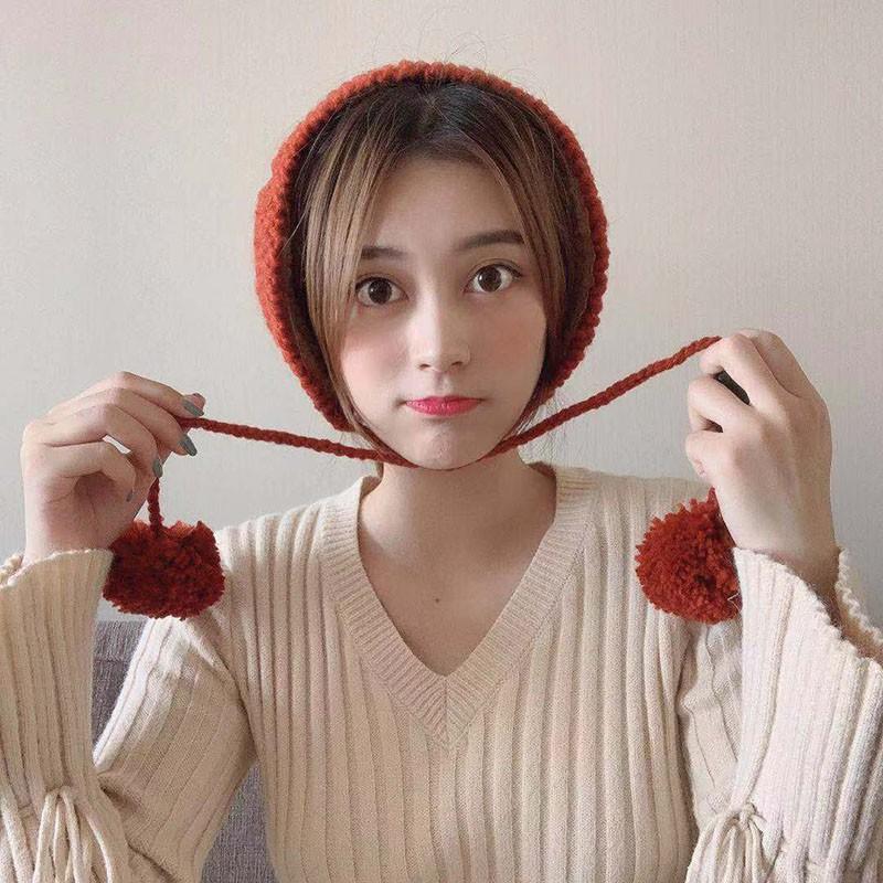 Mũ len giữ ấm trang trí quả bông xinh xắn cho nữ