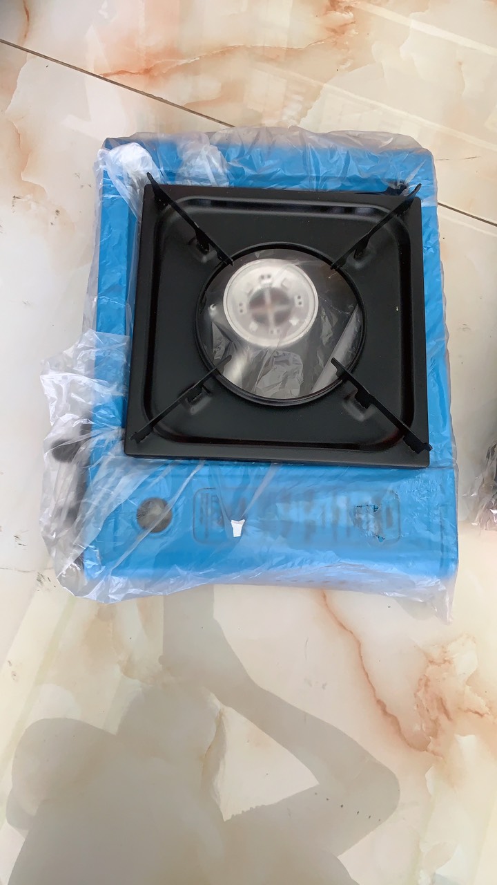 Ga mini sơn xanh và đỏ