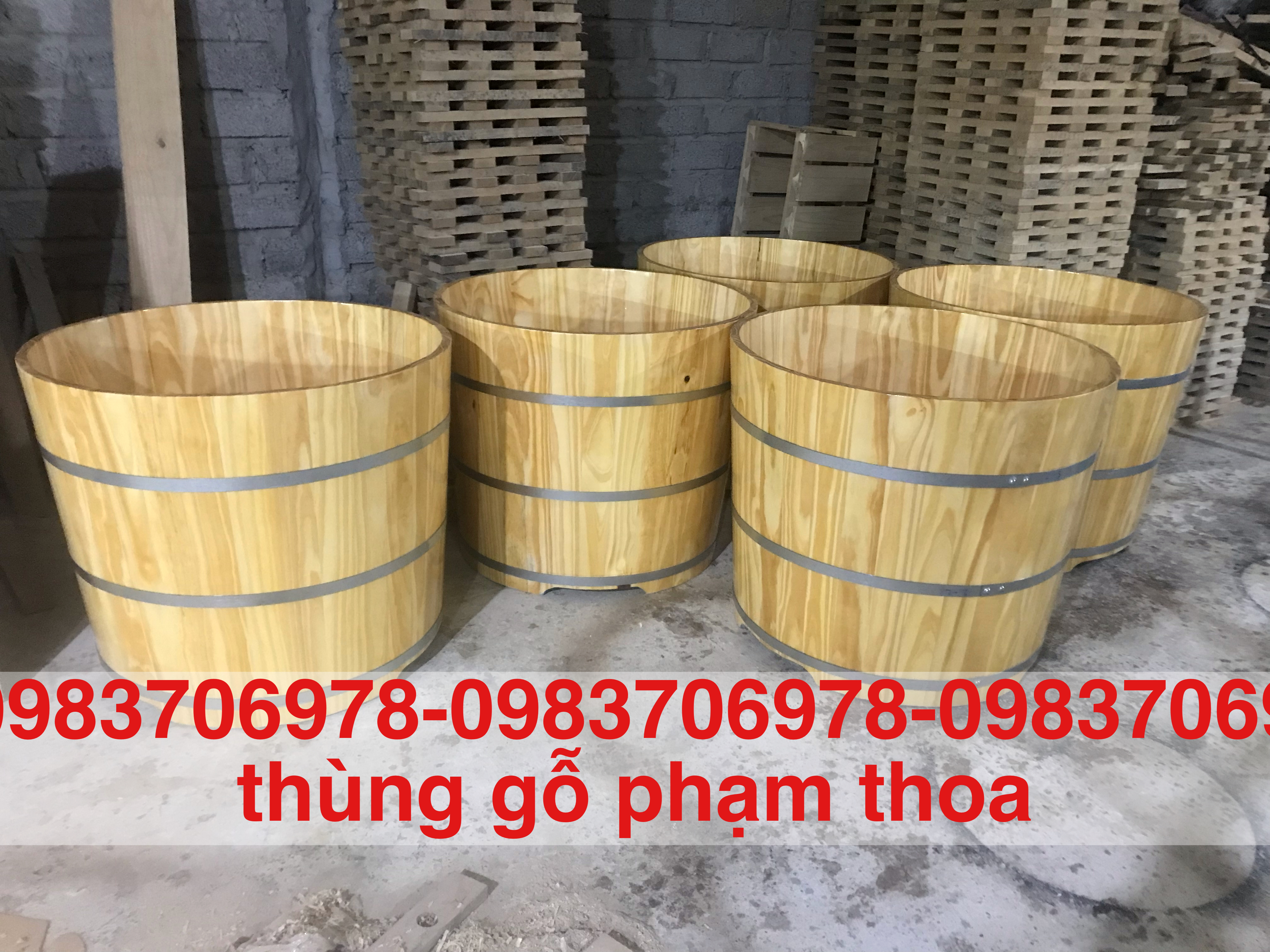 Bồn tắm tròn gỗ thông nhập khẩu cao cấp