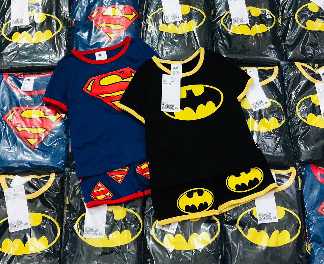 SET 2 BỘ THUN CỘC TAY COTTON  BÉ TRAI XUẤT DƯ HÌNH BATMAN VÀ SIÊU NHÂN XANH CHẤT SIÊU MÁ