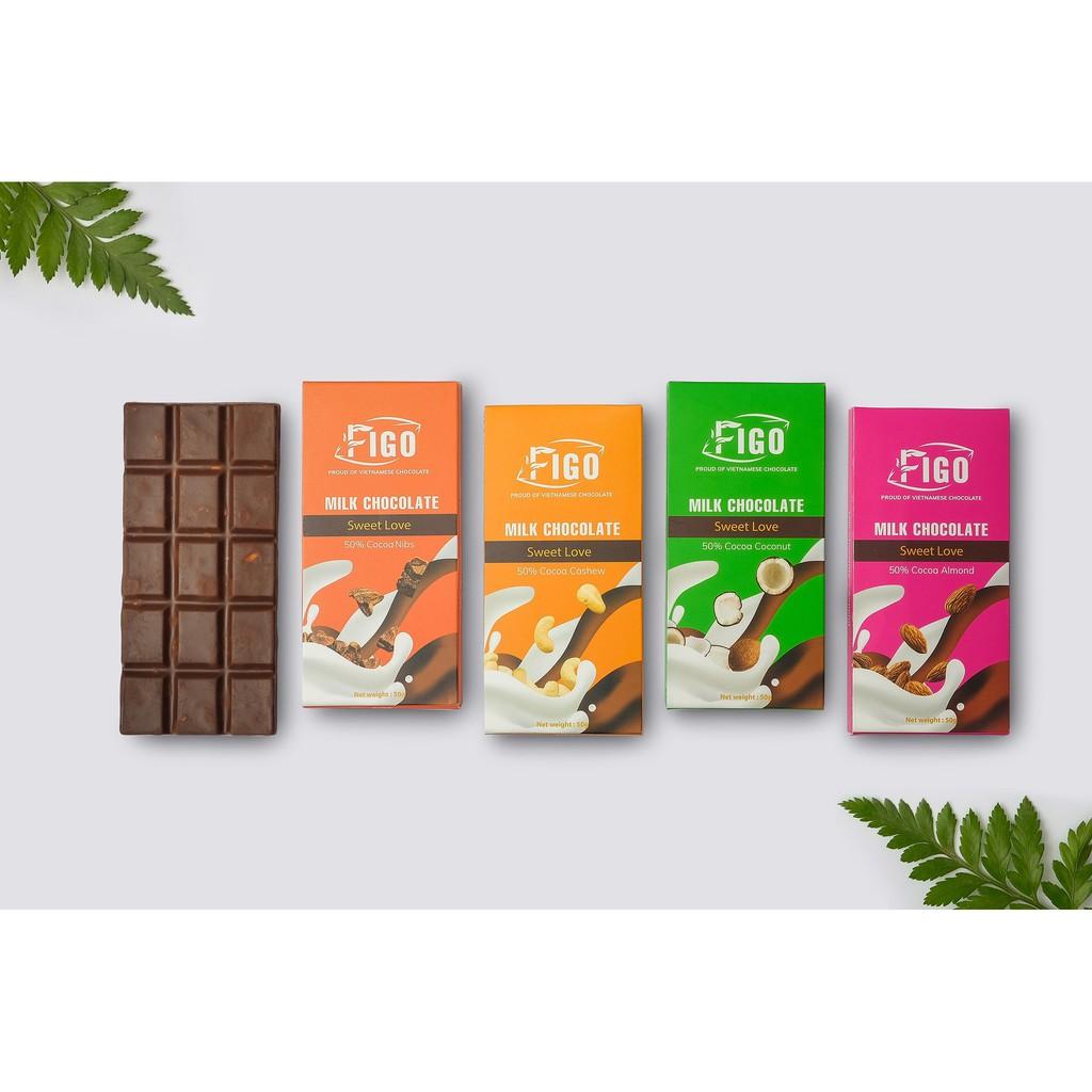 Kẹo socola sữa có Hạt điều, hạt cacao, dừa, hạnh nhân, phô mai 50% cacao Figo 50g