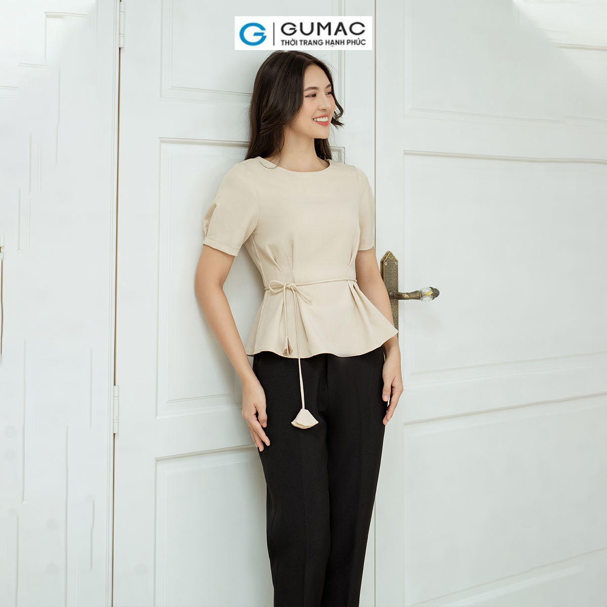 Áo kiểu chiết ly eo GUMAC AD08039