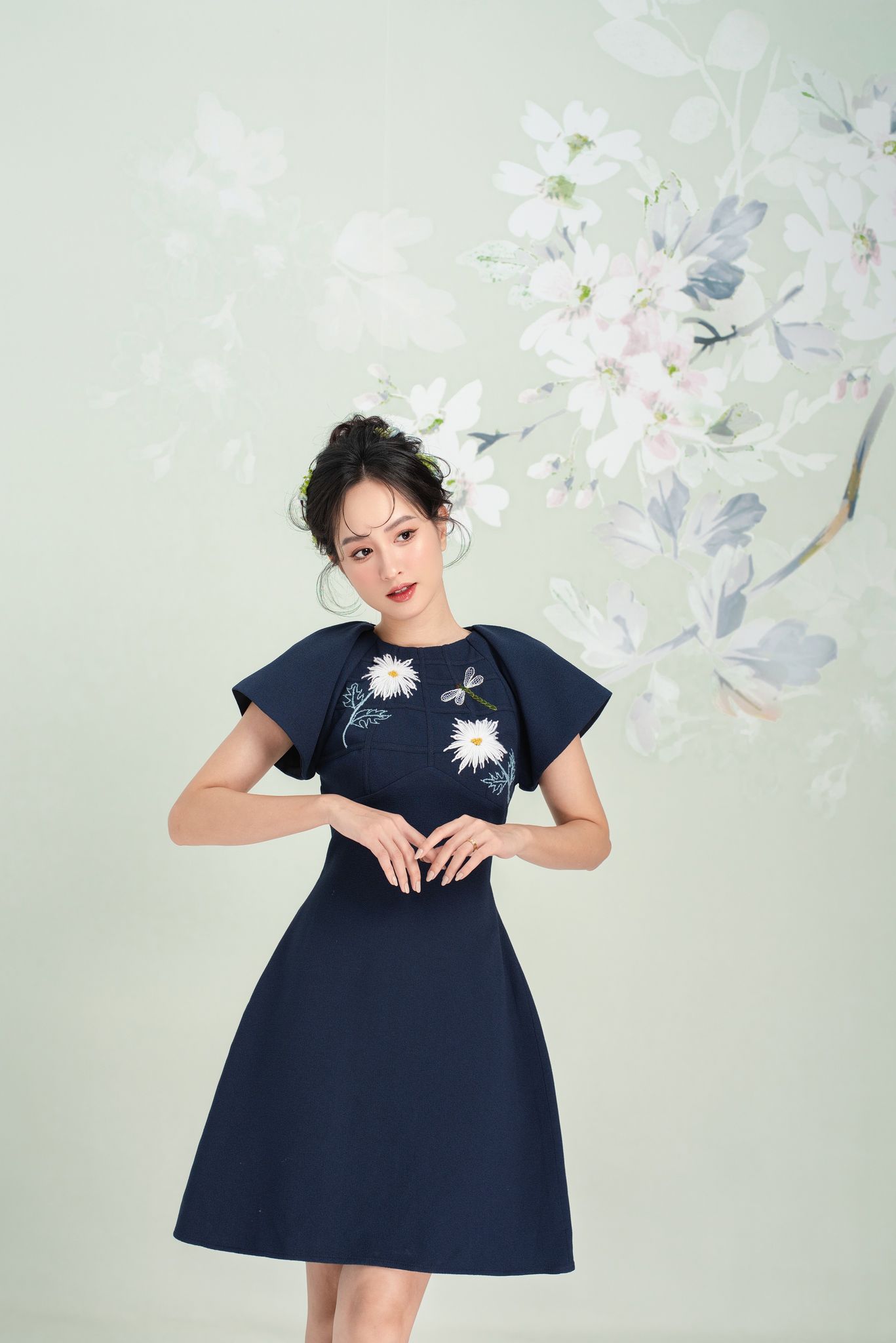 OLV - Đầm Alie Embroi Dress