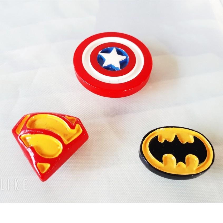 Nút cài dép sticker loại nhựa cứng - Batman, Ngôi sao, Kim cương