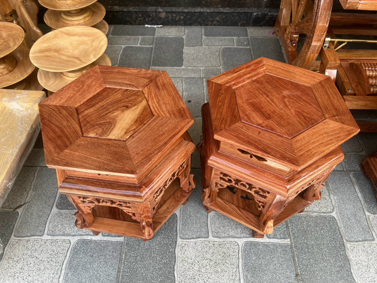 Đôn lục lăng gỗ hương mặt 32cm cao 40cm-50cm-60-70cm