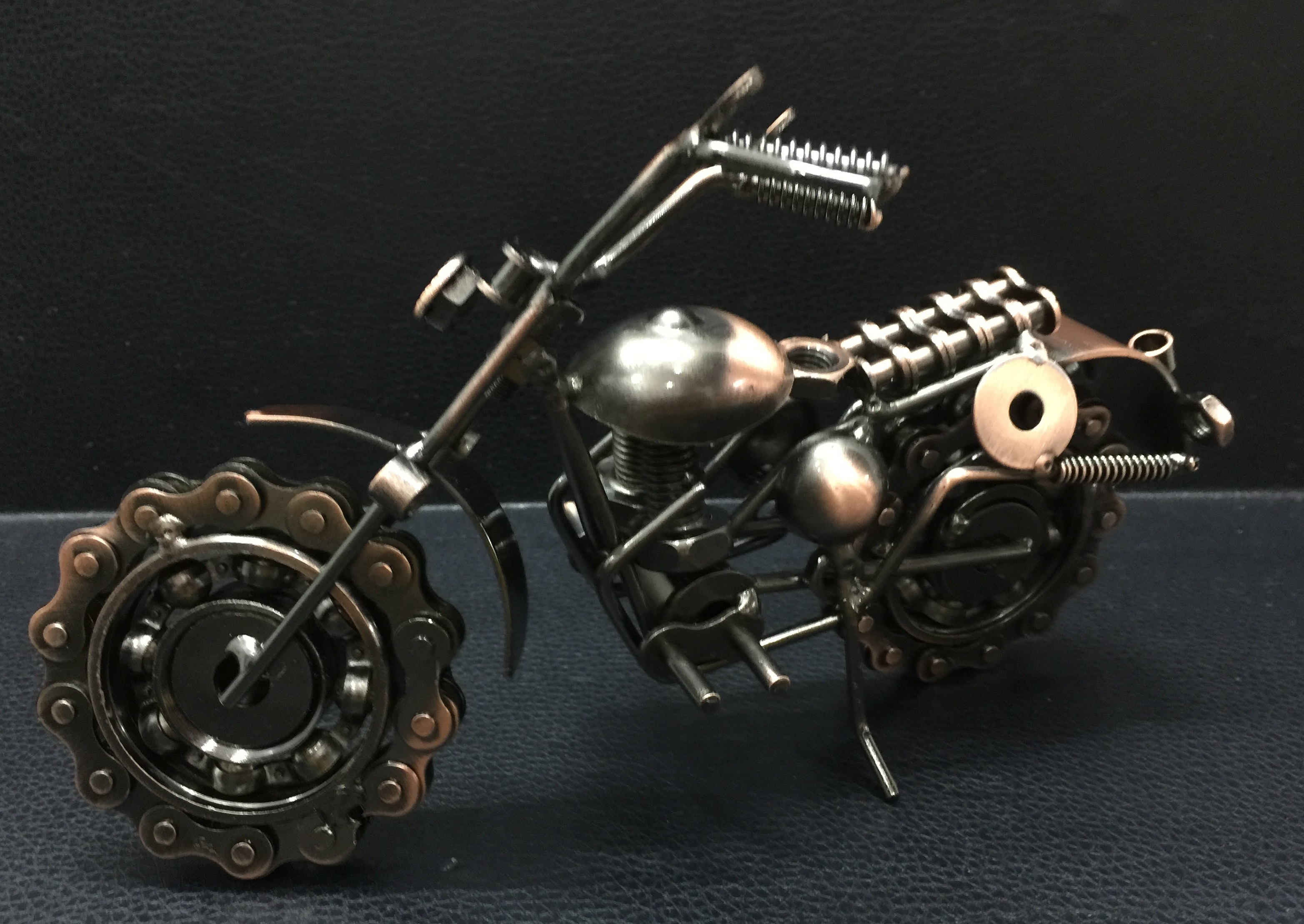 Mô hình xe máy độc đáo bằng sắt