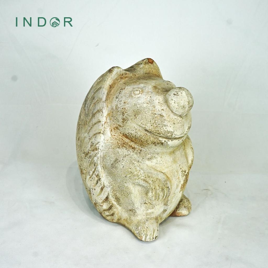 Tượng nhím tai nhọn trang trí vườn chất liệu đất nung terracotta Tượng decor trang trí nội ngoại thất
