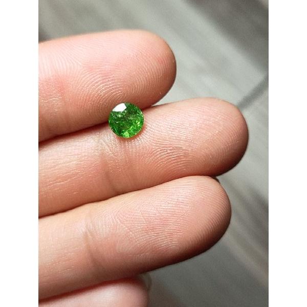 075* L Đá Garnet Xanh Lá (THIÊN NHIÊN) tsavorite