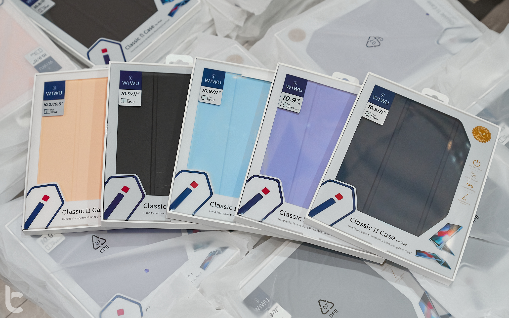 Case/ Ốp Lưng Cho IPAD WIWU Classic II - Hàng Chính Hãng
