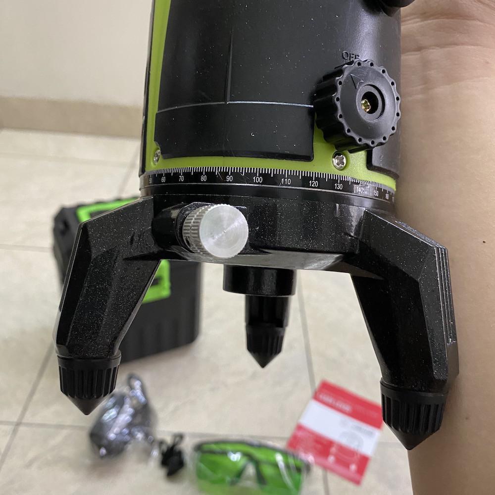 Máy cân mực bằng Laser tia gồm tia dọc 1 tia ngang vuông góc