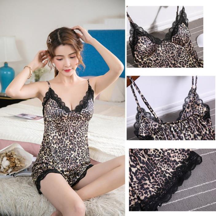 Đồ bộ ngủ hai dây họa tiết da beo phối ren