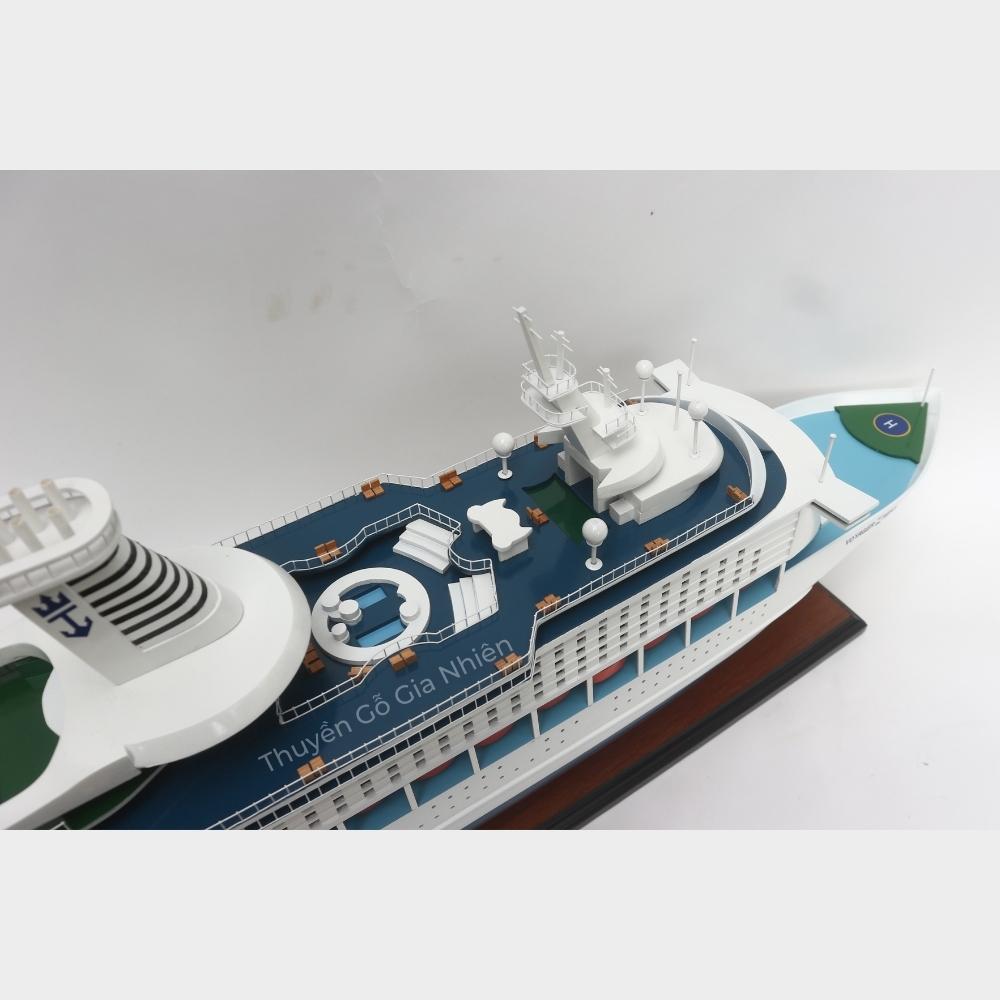 Mô Hình Thuyền Gỗ Trang Trí Phong Thủy Dạng Thuyền Du Lịch VOYAGER OF THE SEAS Chính Hãng, Hàng Xuất Khẩu Chất Lượng Cao