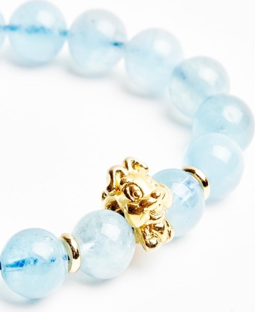 Gembank vòng tay mệnh thủy tuổi mão đá aquamarine tự nhiên 10mm