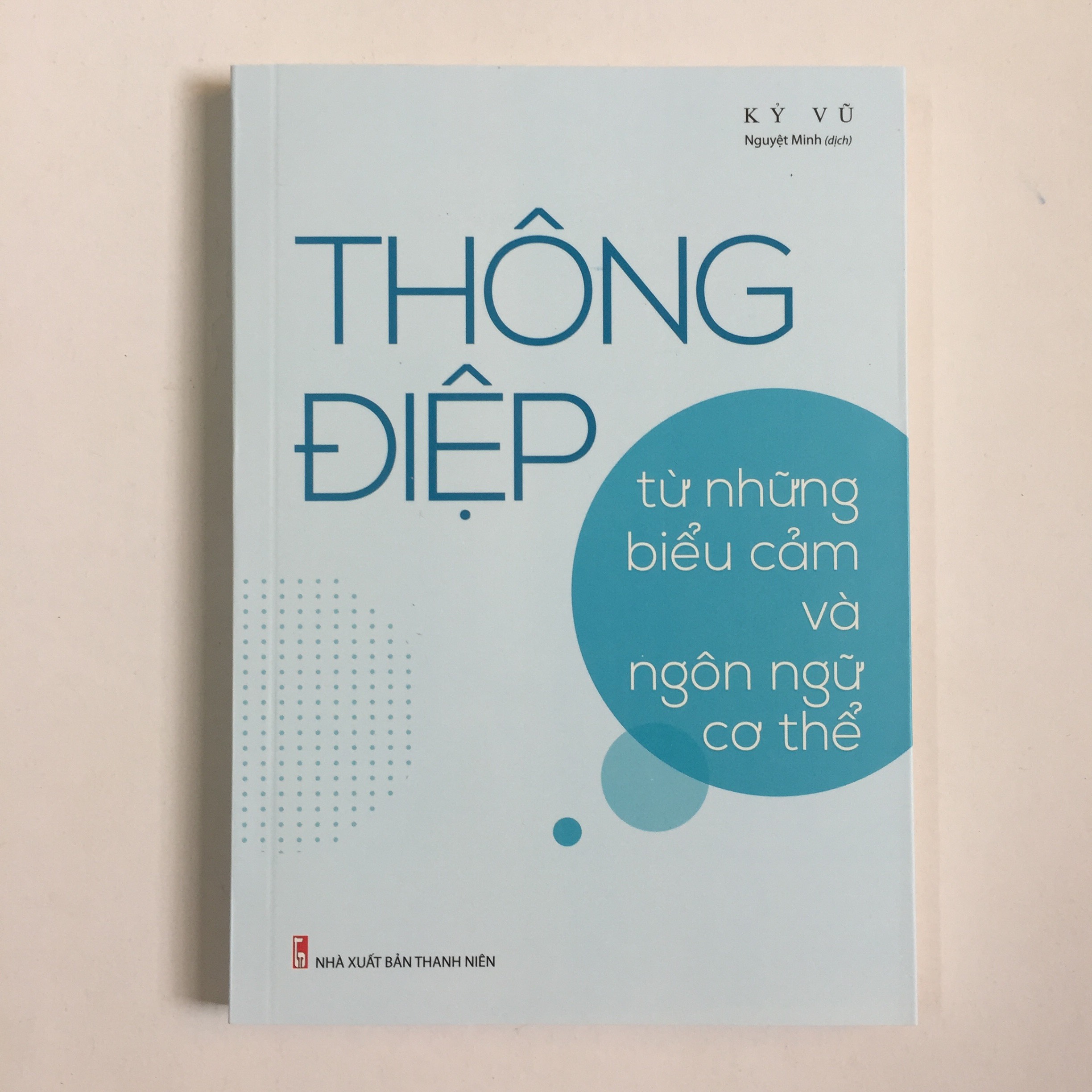 Combo 2 cuốn: Bí Mật Sau Những Hành Vi Nhỏ + Thông Điệp Từ Những Biểu Cảm Và Ngôn Ngữ Cơ Thể - Sức Mạnh Của Những Thay Đổi Tâm Lý Tinh Tế có bookmark