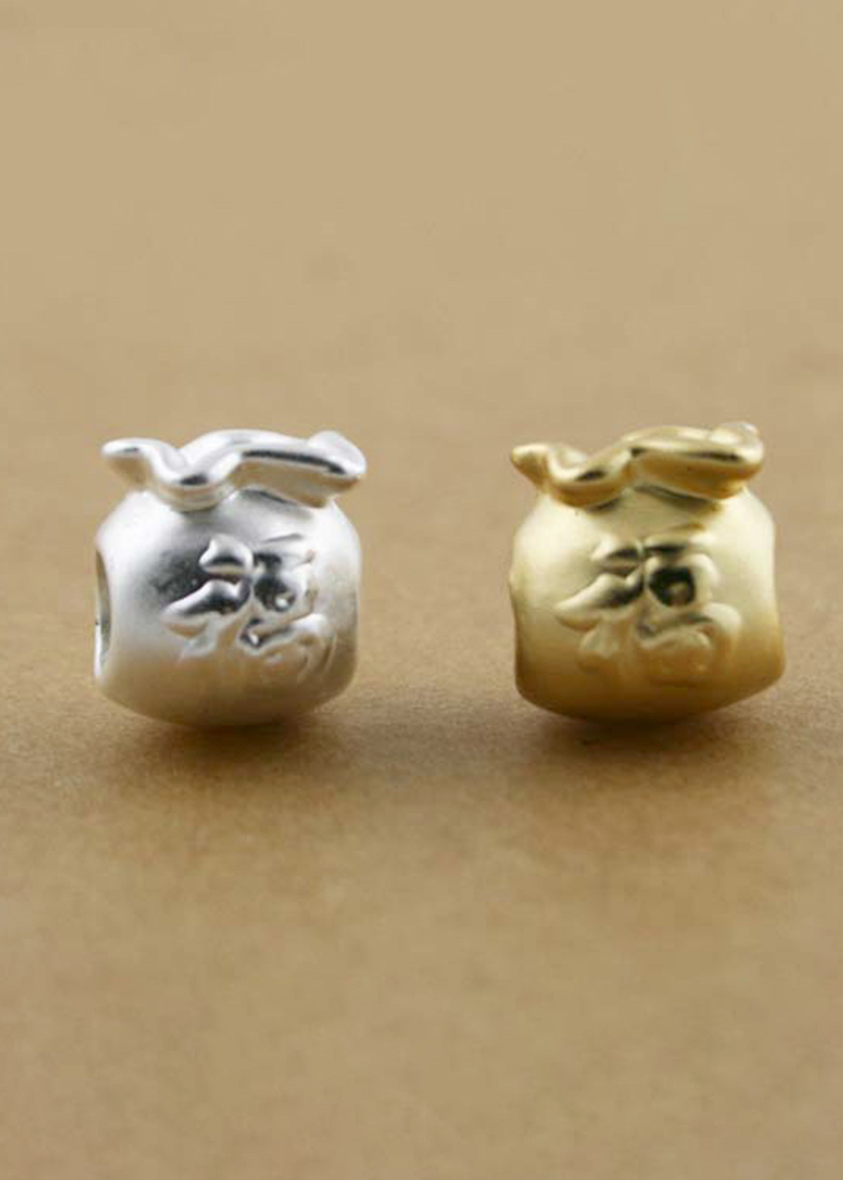 Combo 2 cái charm bạc túi may mắn xỏ ngang - Ngọc Quý Gemstones
