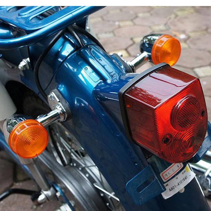 -   Bộ 2 chiếc xi nhan sau honda cub  - ADT