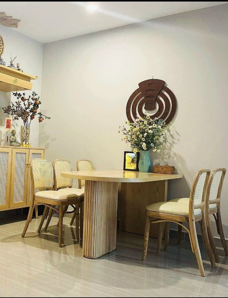 Bộ bàn ăn Vintage Tundo 1m4