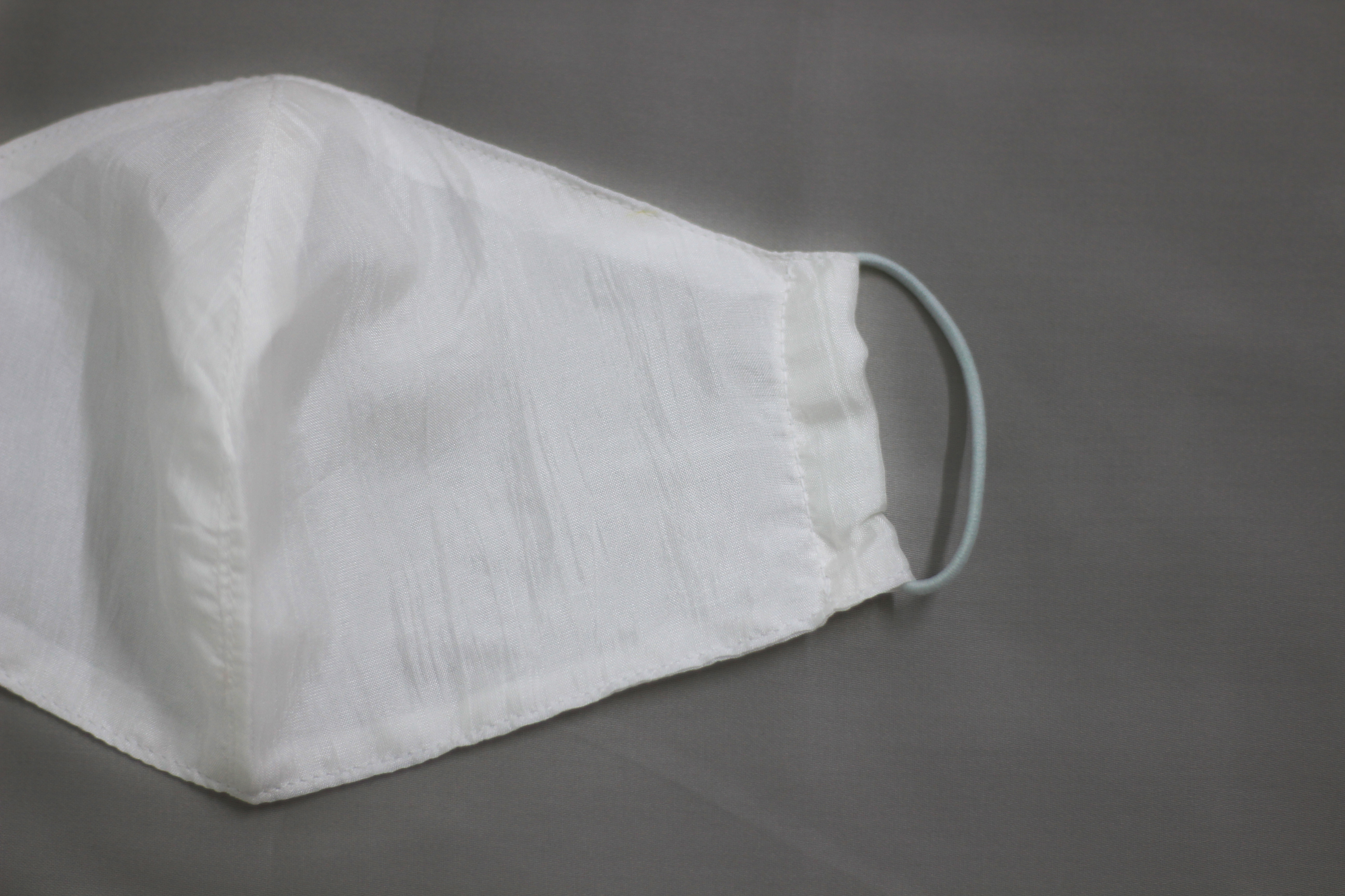 Khẩu Trang Lụa Tơ Tằm 3 Lớp Kháng Khuẩn Người Lớn I Silk Face Mask