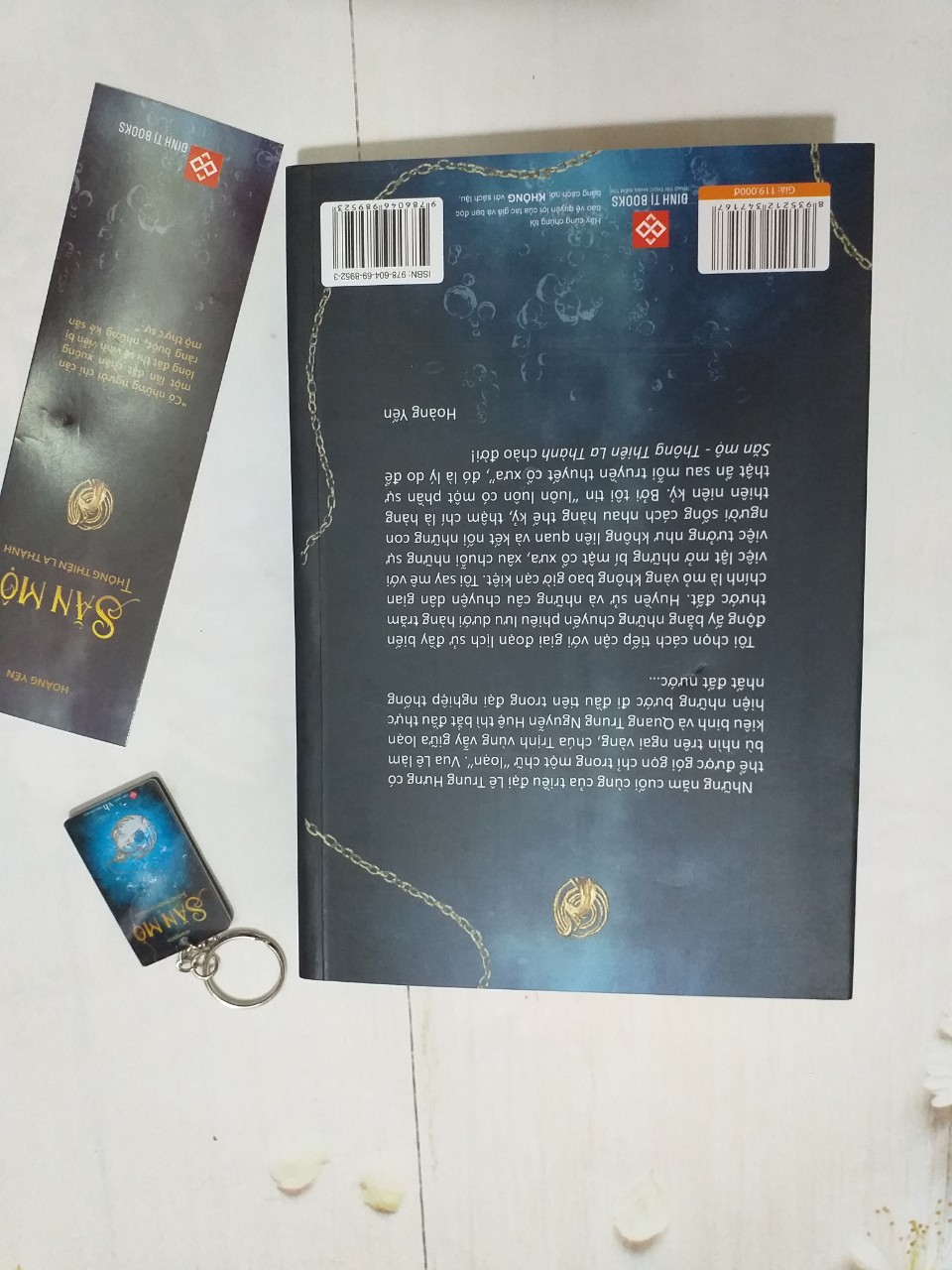 sách Săn mộ - Thông Thiên La thành (Tặng kèm Bookmark và Móc khóa - chữ kí tác giả)