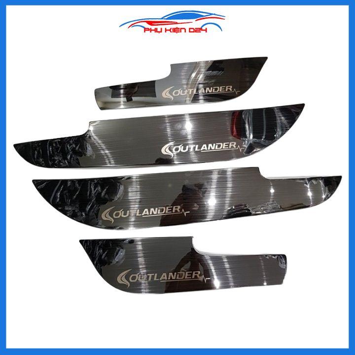 Bộ ốp tapli Outlander 2017-2018-2019-2020-2021-2022 vân Titan chống xước va đập khi mở cửa và làm đẹp xe