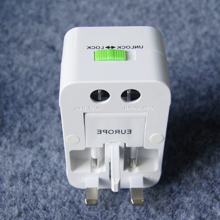 Ổ cắm nối đa năng quốc tế V1