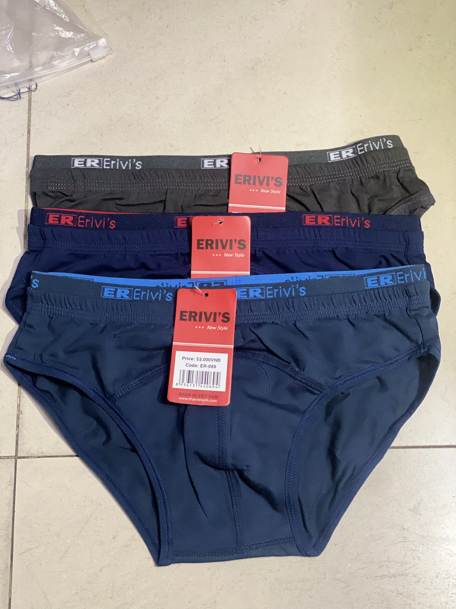Quần Lót Nam Cotton Lưng Nhỏ Erivi’s 069 – Êm Ái, Gọn Gàng, Mát Lạnh Cả Ngày