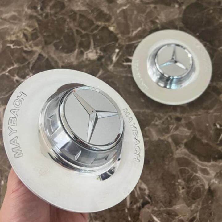 Logo chụp mâm, ốp lazang bánh xe ô tô Maybach A222-400