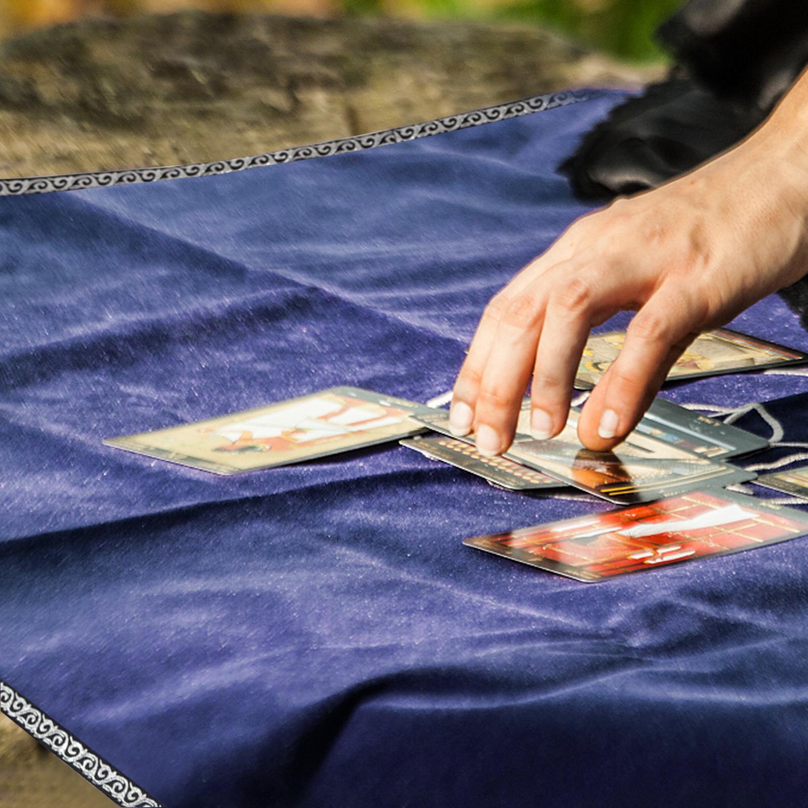 Khăn Trải Bài Tarot Bằng Nhung Chống Trơn Trượt Kèm Túi Đựng Bài Tarot