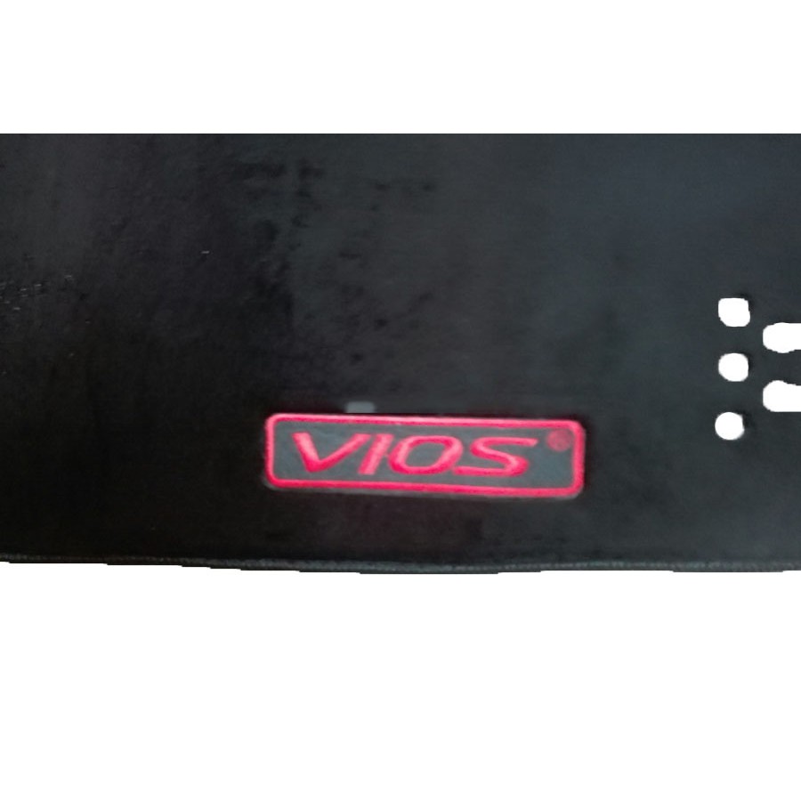 Thảm Taplo Toyota Vios 2019 2020 2021 2022 mẫu nhung lông chống nóng tốt, chống trơn trượt, vừa khít theo xe