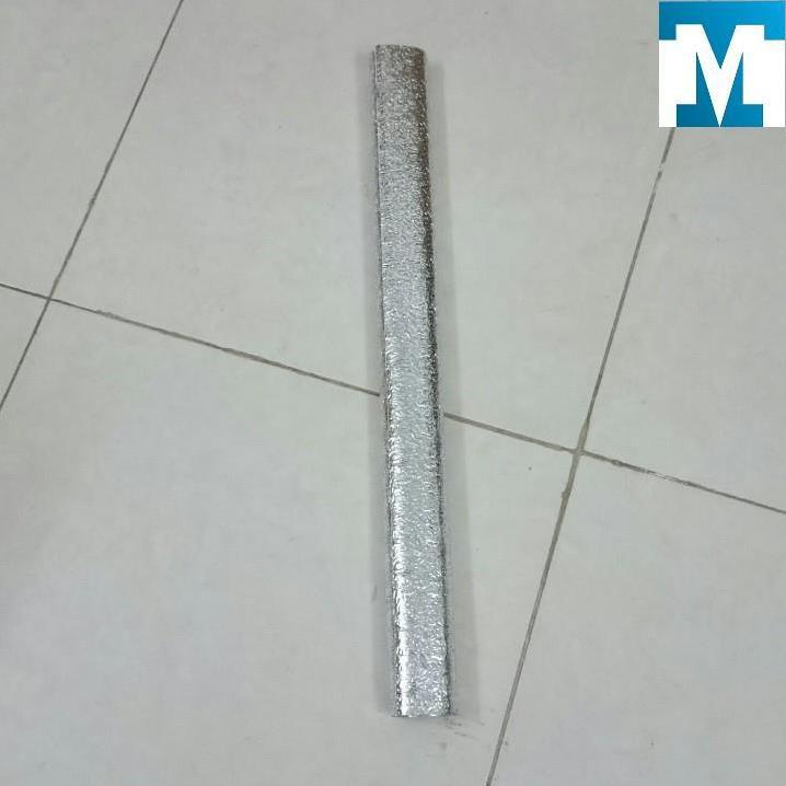 Cuộn giấy bạc dán bếp cách nhiệt chống thấm bền đẹp