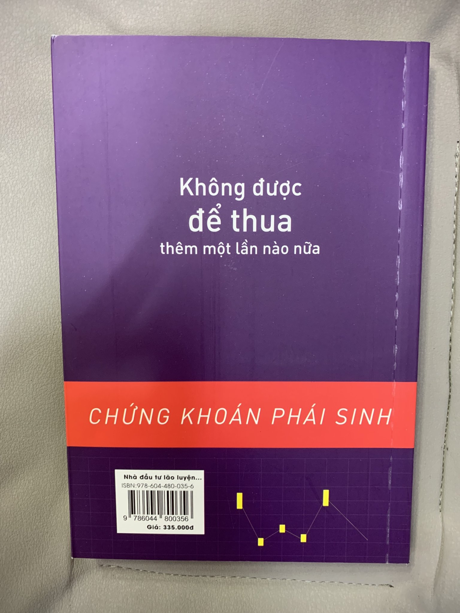 (Tái bản 2023) NHÀ ĐẦU TƯ LÃO LUYỆN &amp; Thị Trường Chứng Khoán Việt Nam - Trần Đình Long - (bìa mềm)