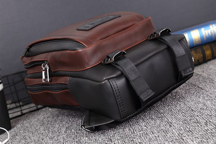 Túi Da Đeo Chéo Trước Ngực Cho Nam