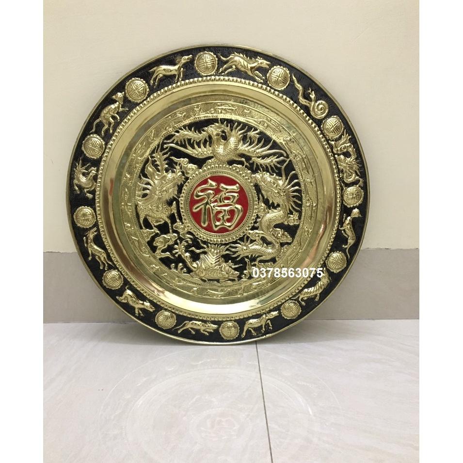 Mâm đồng chữ Phúc hán nền đen chất liệu bằng đồng vàng nguyên chất hoạ tiết tứ linh 52cm
