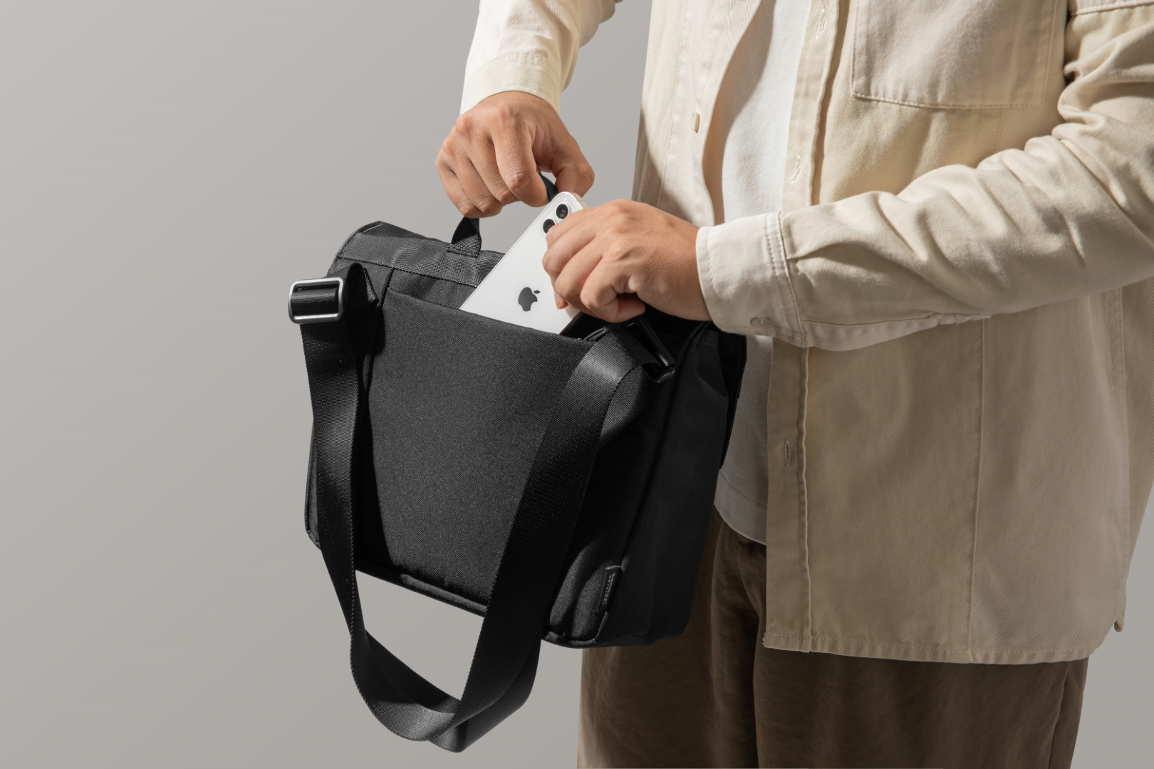 TÚI ĐEO CHÉO TOMTOC SLASH-T27 SHOULDER BAG METEORITE T27S1D1 - Hàng Chính Hãng