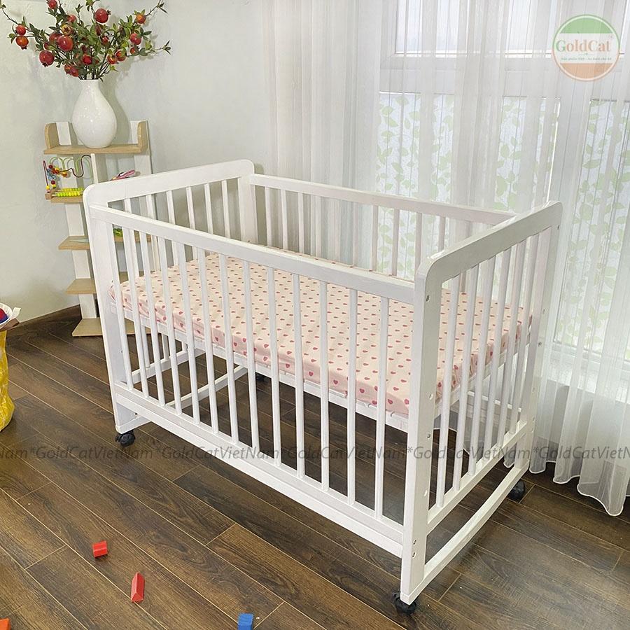 Cũi Giường Cho Bé 4IN1 GOLDCAT C11 Chất Liệu Gỗ Quế Tự Nhiên Màu Trắng, An Toàn Cho Bé, Giúp Bé Chống Trào Ngược