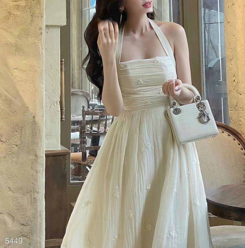 Đầm maxi cổ yếm hoa dreamy dress