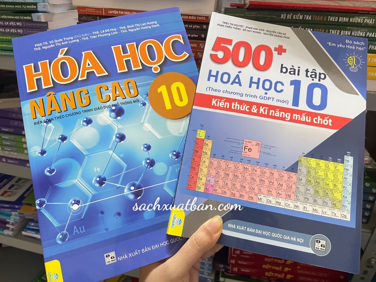 Combo 2 cuốn Hóa Học Nâng Cao 10 và 500+ Bài Tập Hóa Học 10 (Biên Soạn theo chương trình Giáo dục phổ thông mới)