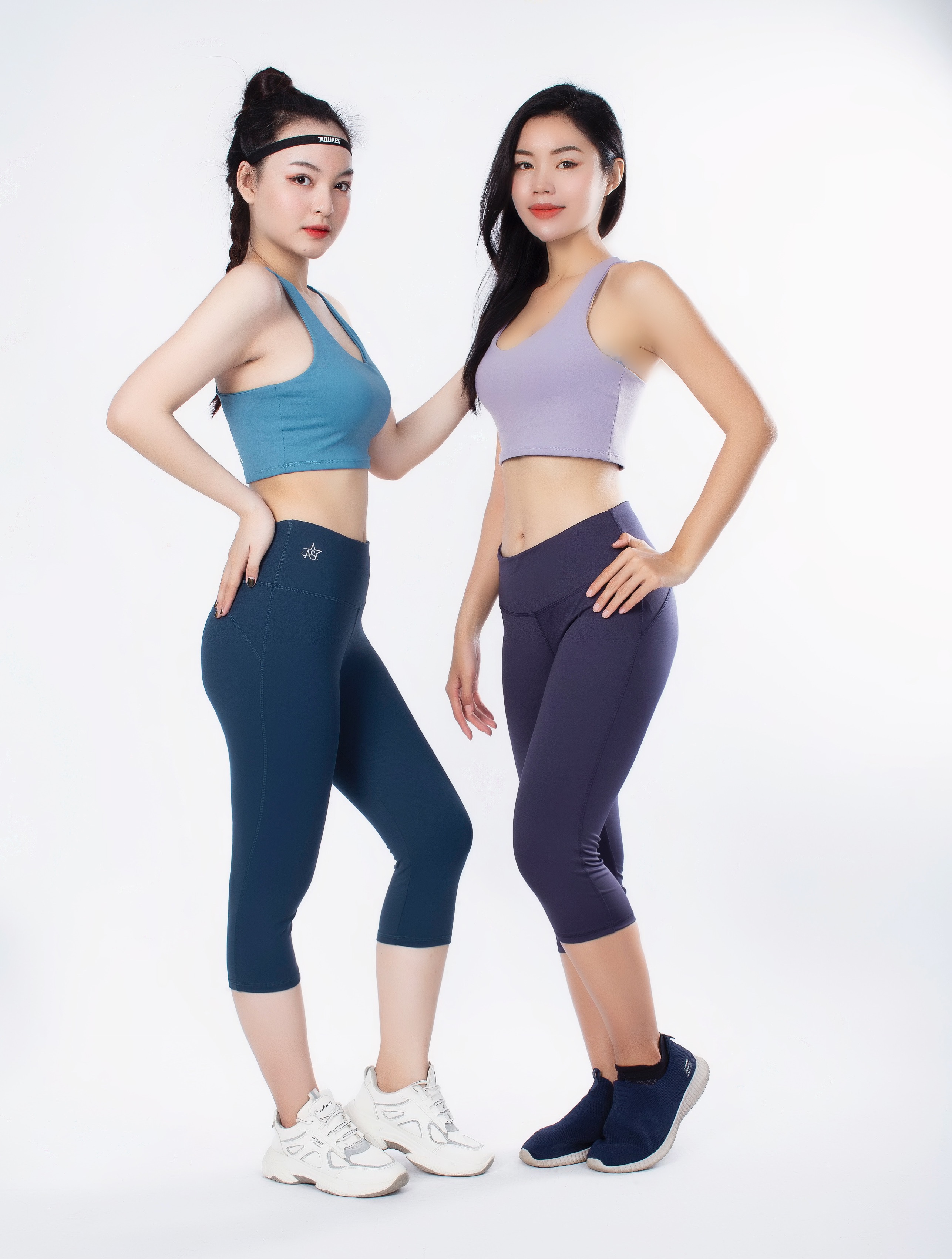 Áo croptop 3 lỗ  thể thao nữ 2 lớp cổ tim màu Tím nhạt - AR801