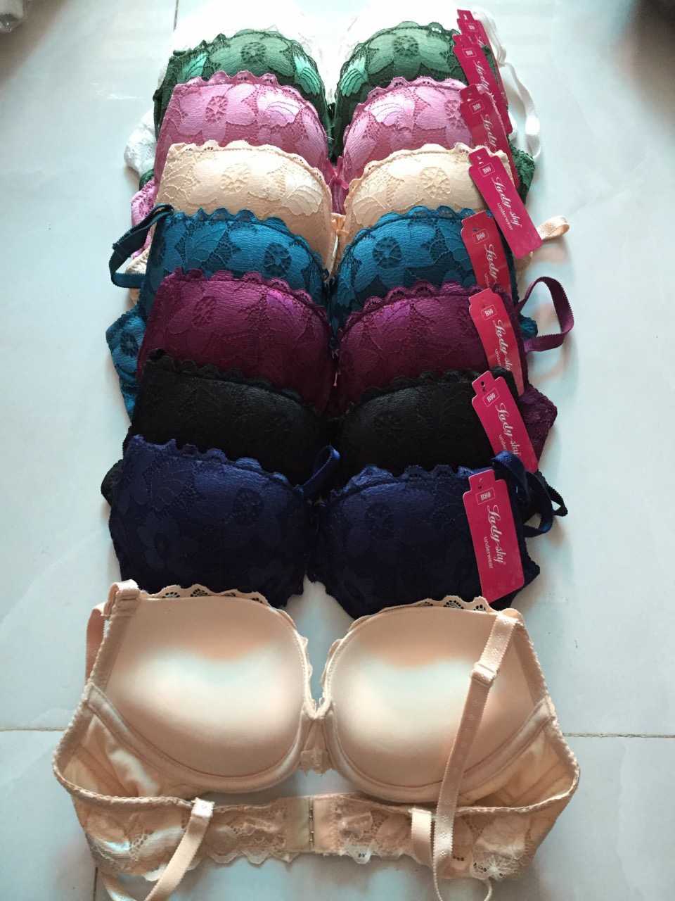 Áo lót nữ nguyên ren mút siêu dày Lady 549 – Gọng nâng ngực + Bông to cài sau, quyến rũ